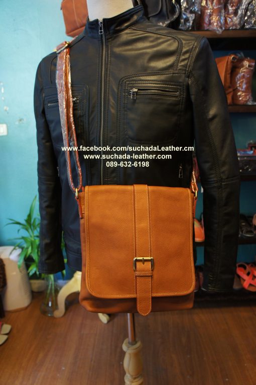 MT06กระเป๋าสะพายทรงผู้ชายหนังวัว สนใจสินค้าโทร089 -632 -6198