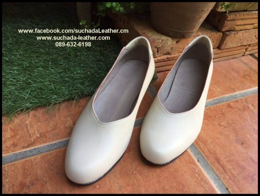รับตัดรองเท้าคัชชูทุกแบบโทร0896326198